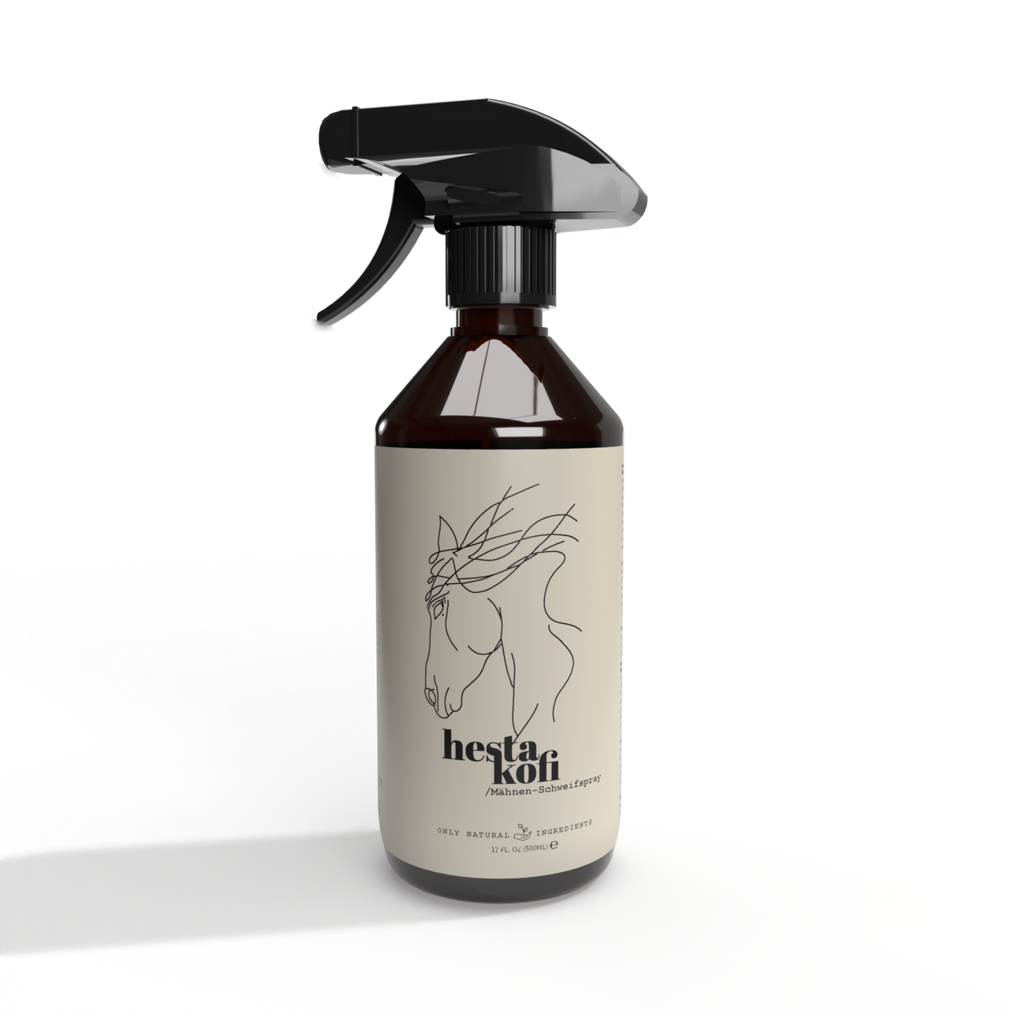 Eine Sprühflasche von Hestakofi mit der Aufschrift "Mähnen und Schweifspray" zeigt eine schwarze Düse, eine minimalistische Zeichnung eines Pferdekopfes, den Hinweis auf Brokkolisamenöl und einen schwarz-weiß gepunkteten Hintergrund.